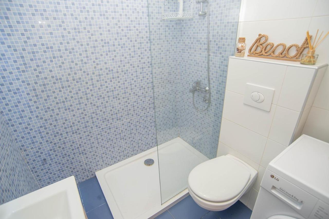 Lovely Apartment At City Quart 波德戈里察 外观 照片